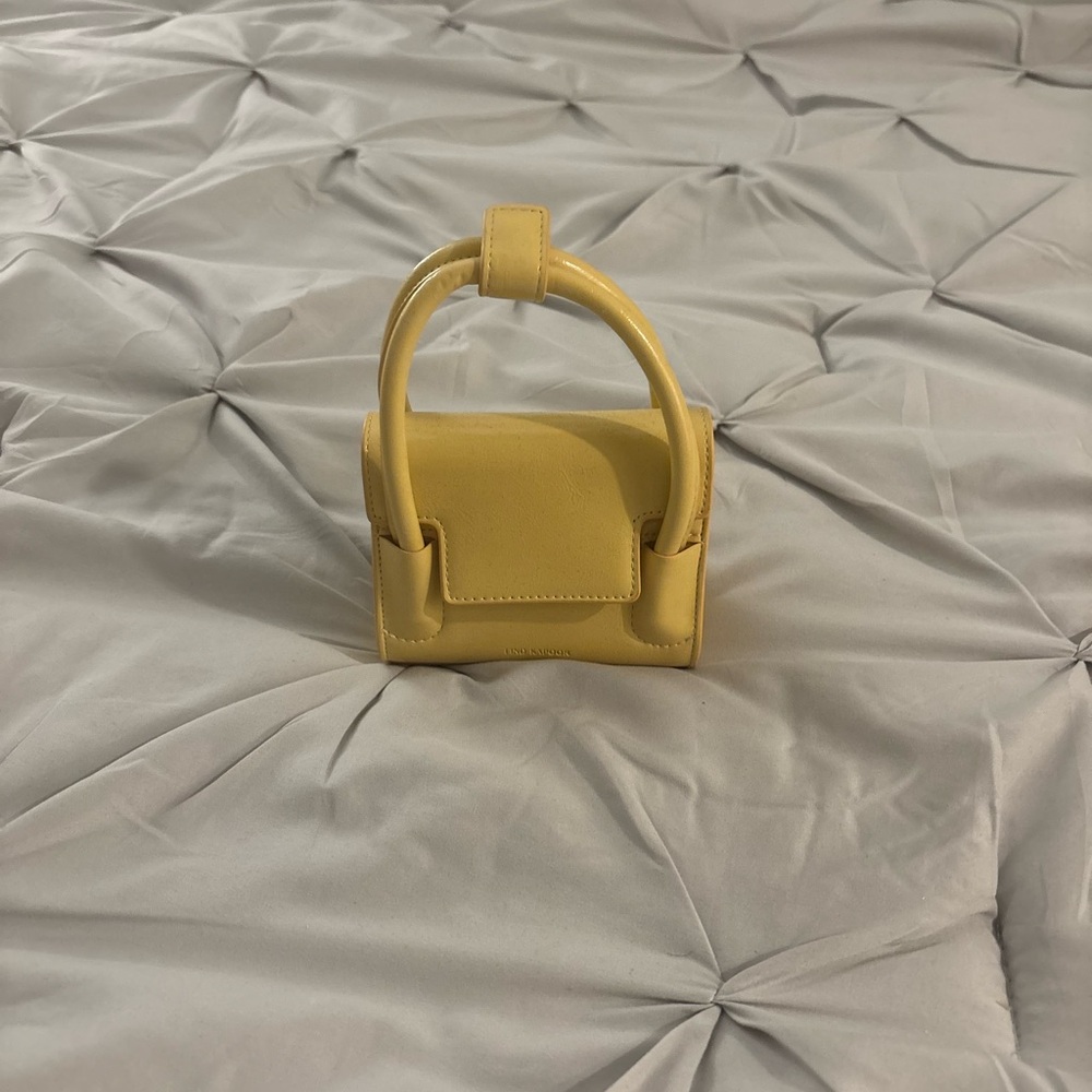 Elegant Yellow Handbag